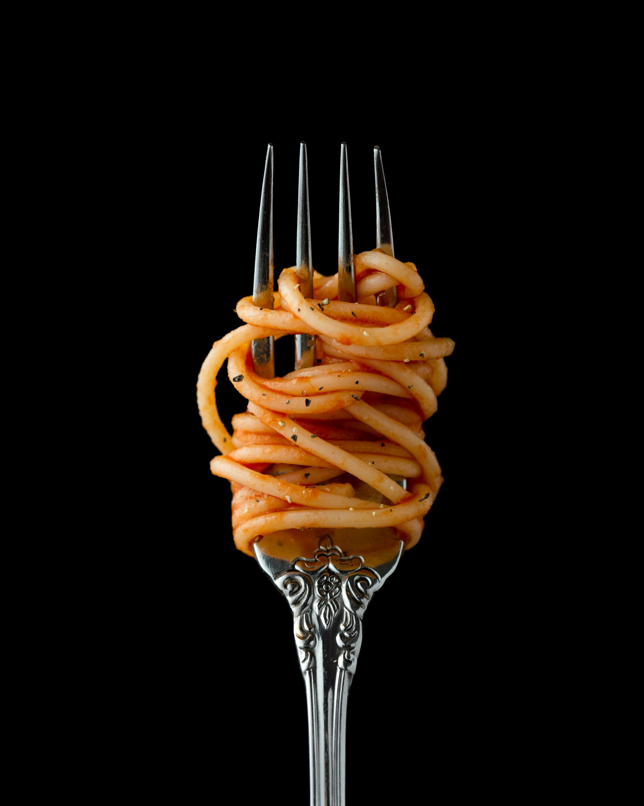 Beyond the Menu: European Food Rules Expats Miss